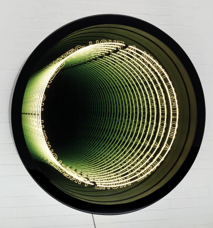 Iván Navarro, "Loop" 2016