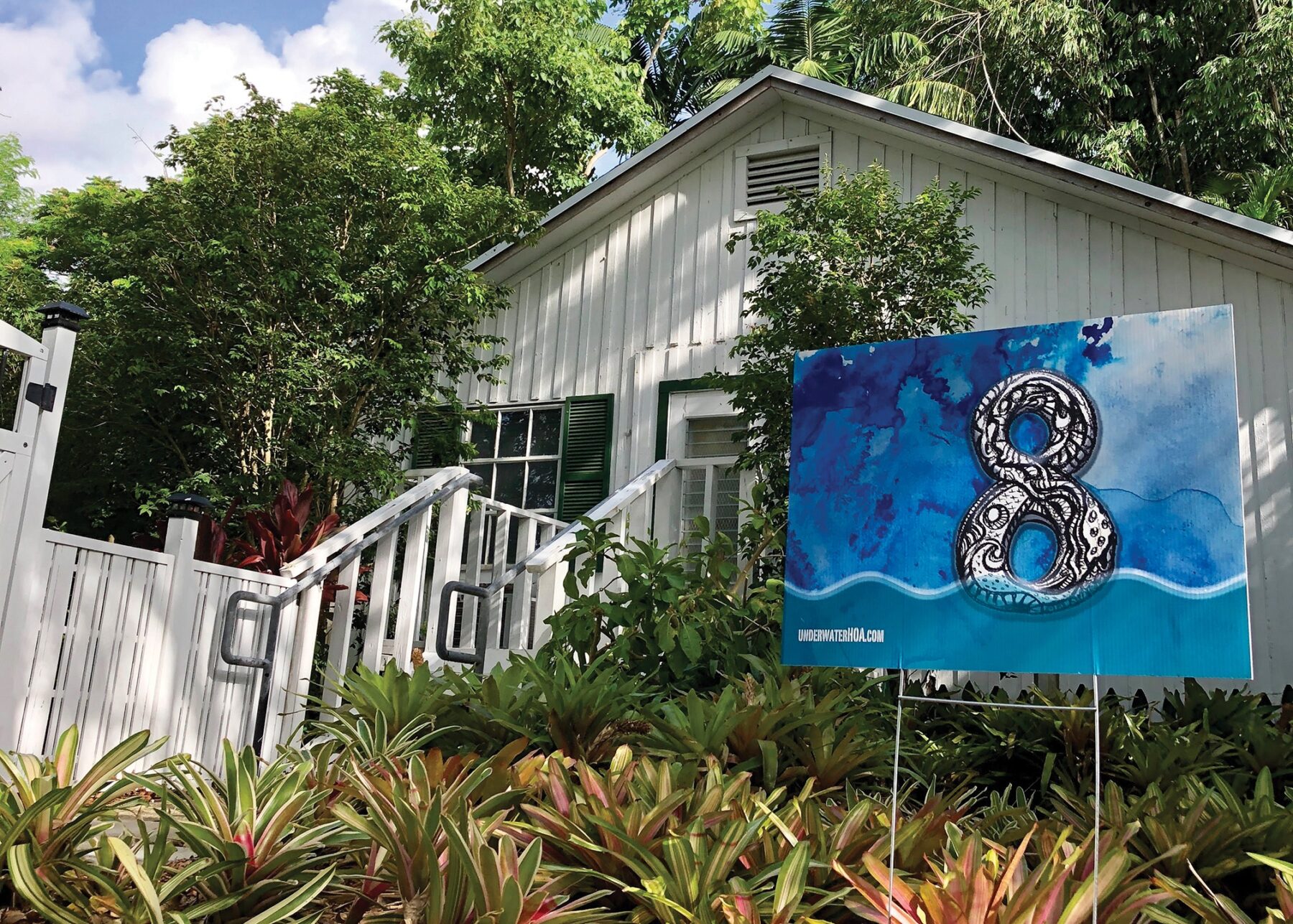 Xavier Cortada, Underwater HOA Elevation Yard Signs, 2018, printed yard signs. 