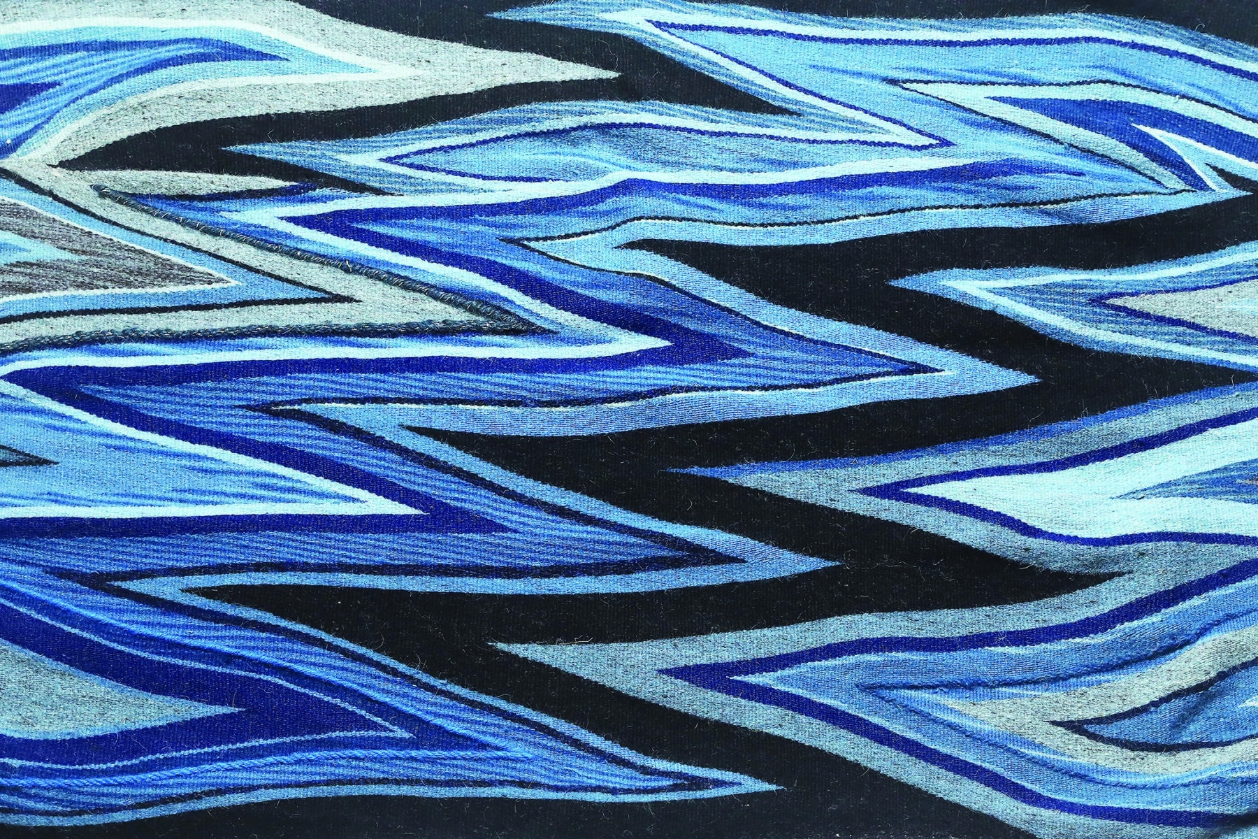 Marilou Schultz, "Water, Tó (Wedgeweave 3-Dimensional Rug)," 2022, wool, 41 × 27 inches. The Gochman Family Collection.