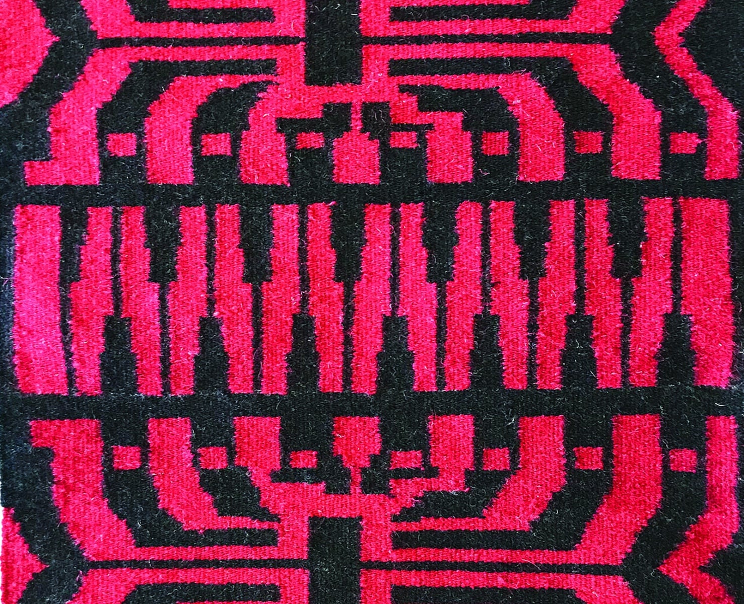 Marilou Schultz, "Chip," 2018, wool, 15.25 x 25.25 inches.